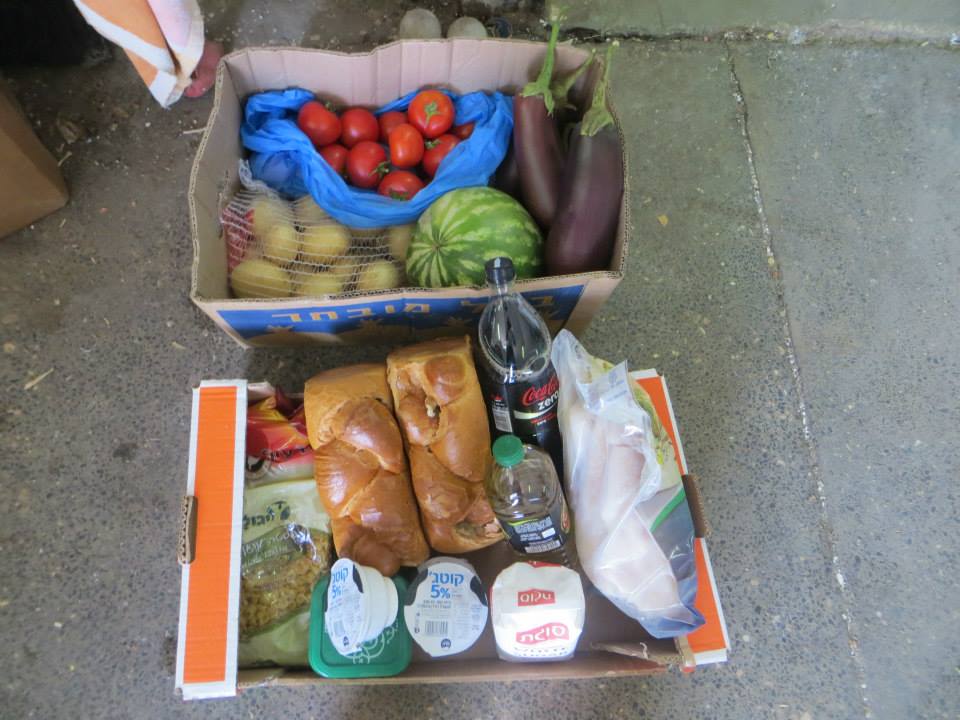 Una canasta para una familia hambrienta